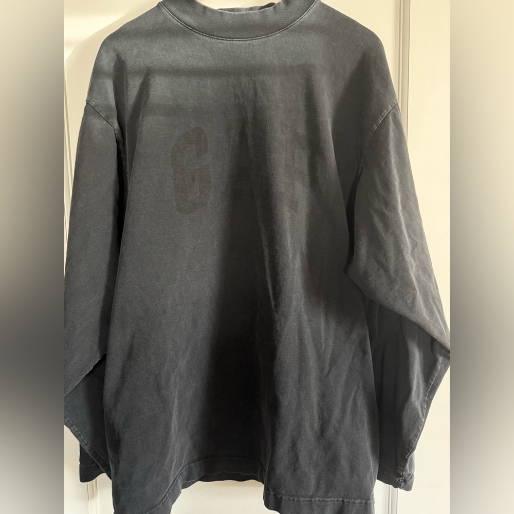 YZY X GAP Engineered by Balenciaga L/S Tshirt - Picture 3 of 4